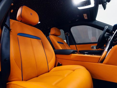 Used 2021 Rolls-Royce Cullinan image 19