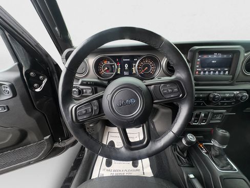 Used 2022 Jeep Wrangler Sport AWD/4WD image 12