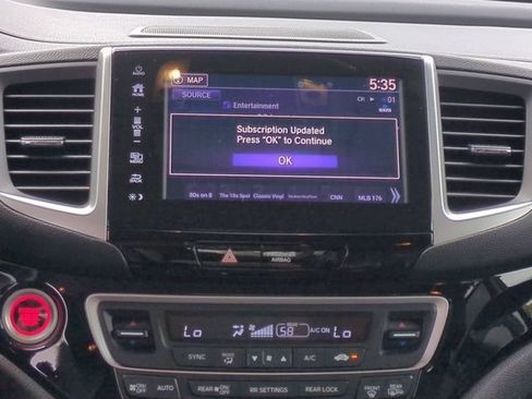 Used 2017 Honda Pilot Elite image 22