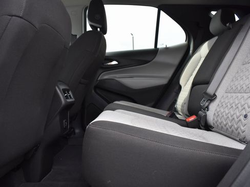 Used 2023 Chevrolet Equinox LT image 9