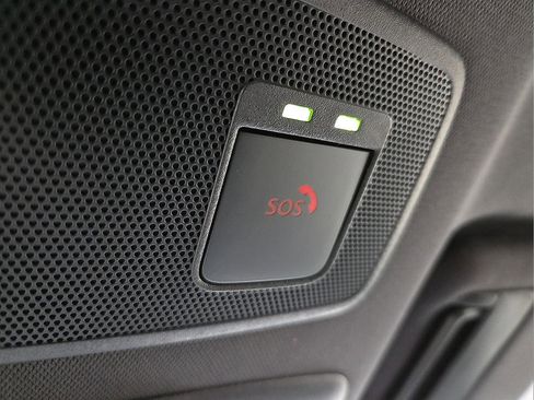Used 2024 Nissan Z Performance w/ Floor Mat Package RWD image 18