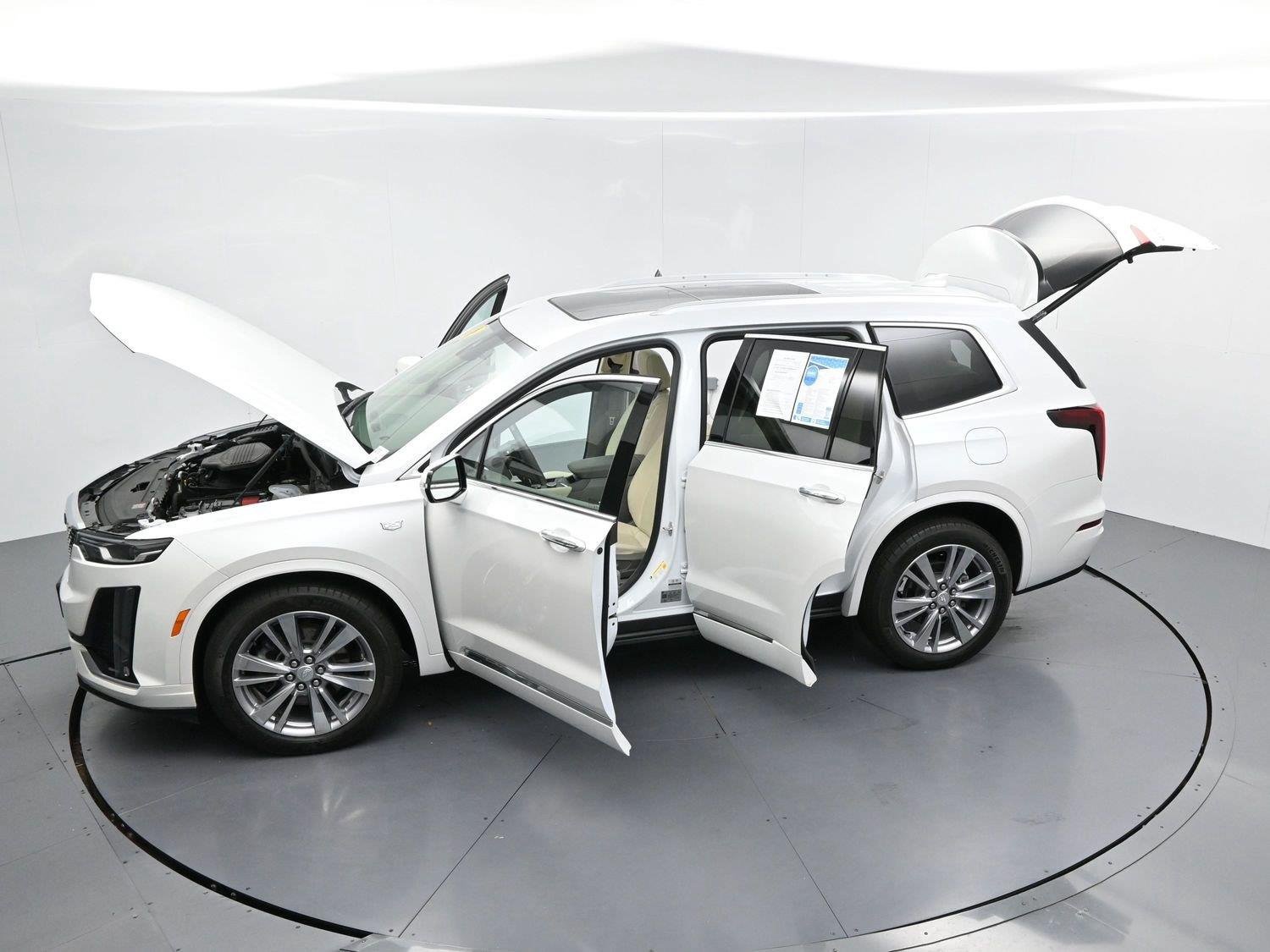 Certified 2024 Cadillac XT6 Premium Luxury AWD/4WD image 47