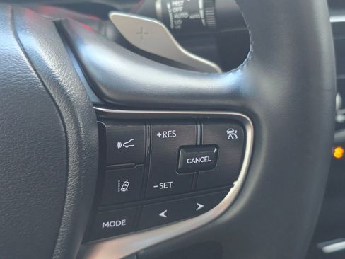 Used 2025 Lexus ES 300h w/ Premium Package FWD image 20