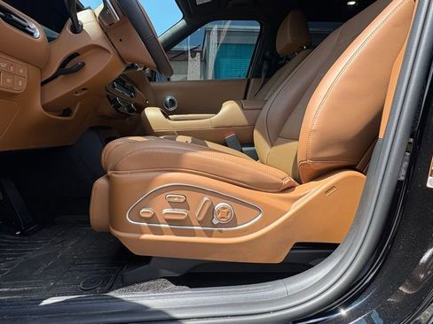 Used 2026 Hyundai Palisade Calligraphy image 11