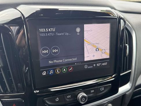 Used 2023 Chevrolet Traverse RS AWD/4WD image 25