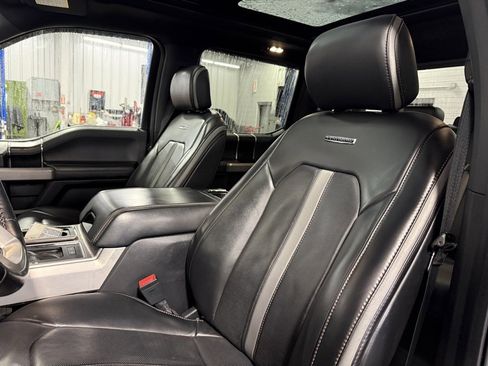 Used 2018 Ford F150 Platinum w/ Equipment Group 701A Luxury image 5