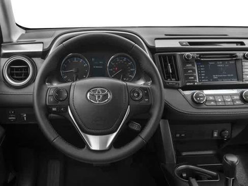 Used 2018 Toyota RAV4 XLE w/ Plus Extra Value Package AWD/4WD image 7