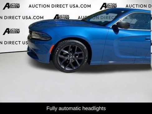 Used 2021 Dodge Charger SXT w/ Blacktop Package image 8