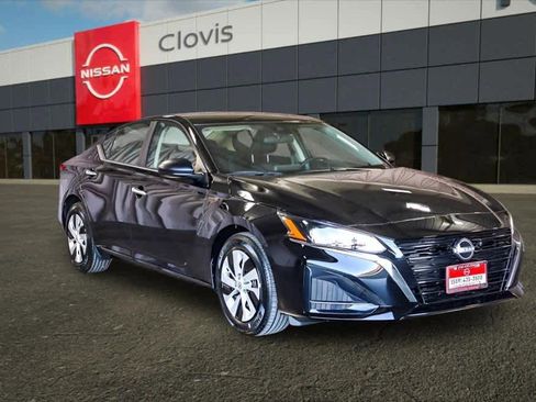 New 2025 Nissan Altima 2.5 S image 8