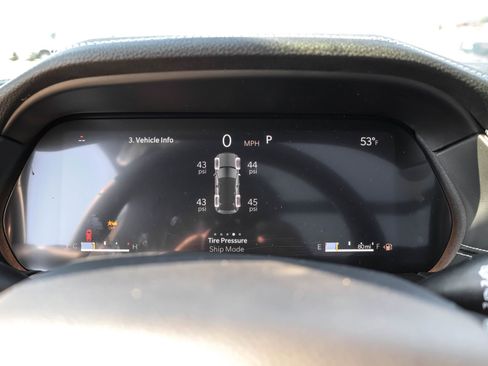 New 2025 Jeep Grand Cherokee Limited w/ Black Appearance Package image 21