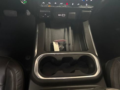 Used 2020 GMC Sierra 1500 AT4 w/ Off-Road Performance Package AWD/4WD image 21