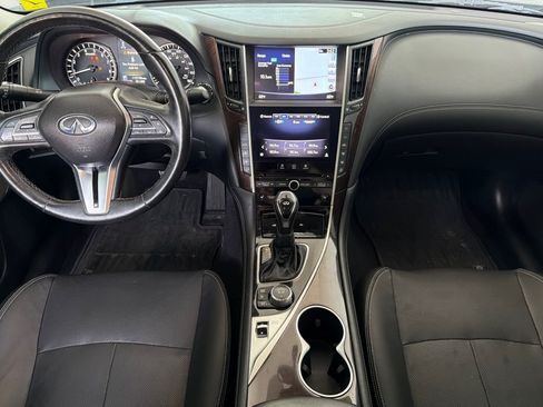Used 2018 INFINITI Q50 Luxe w/ Sensory Package (Luxe) AWD/4WD image 15