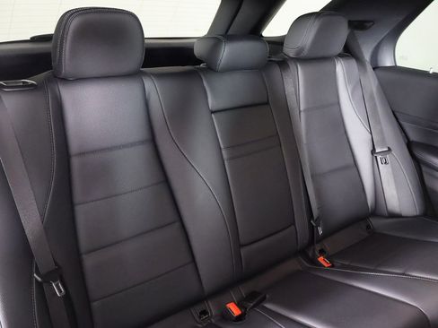 Used 2021 Mercedes-Benz GLE 350 4MATIC image 37