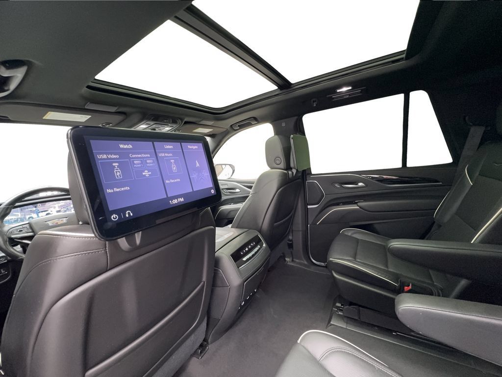 Used 2021 Cadillac Escalade Sport w/ Driver Assist Tech Package AWD/4WD image 22
