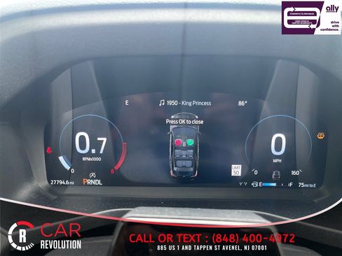 Used 2025 Ford Explorer ST-Line w/ ST-Line Street Pack AWD/4WD image 23