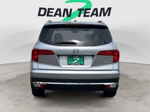 Used 2016 Honda Pilot Touring image 6