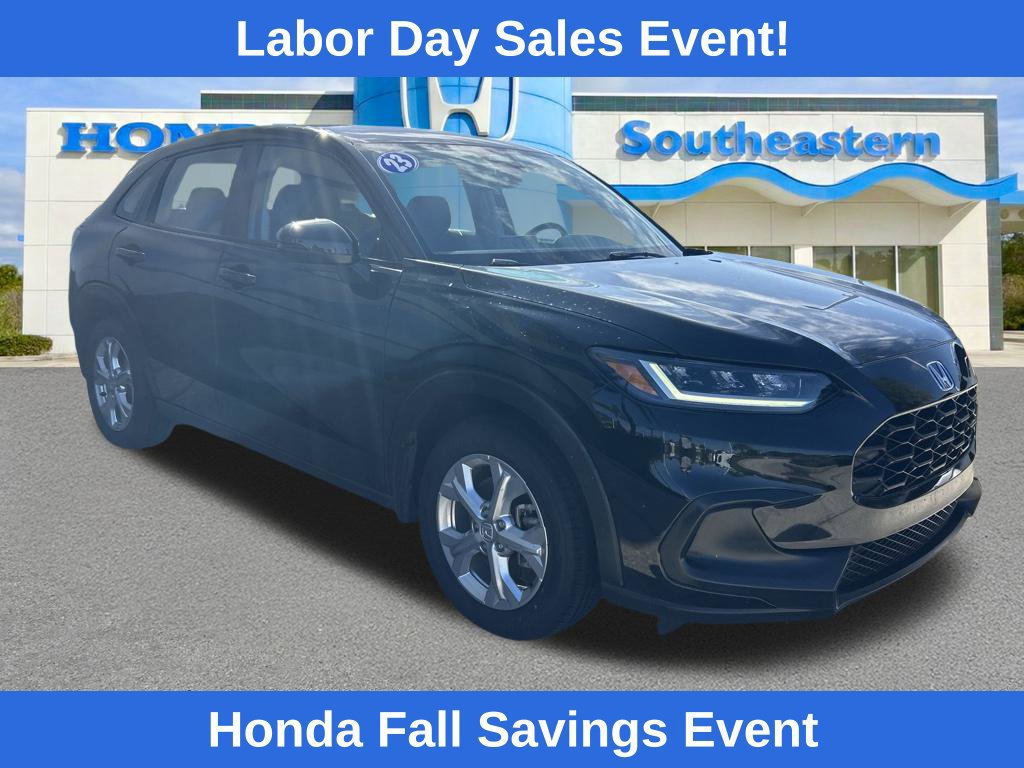 Used 2023 Honda HR-V LX image 3