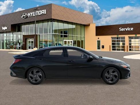 New 2026 Hyundai Elantra Sport FWD image 7