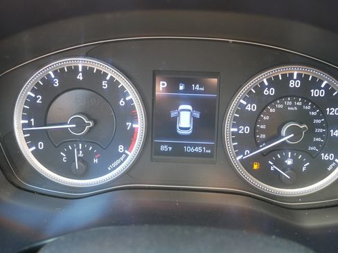 Used 2019 Hyundai Santa Fe SE AWD/4WD image 23