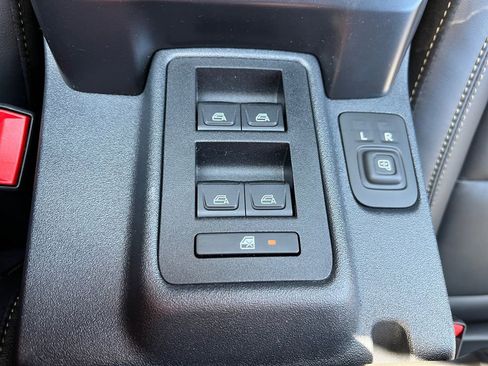 New 2025 Ford Bronco Badlands image 16