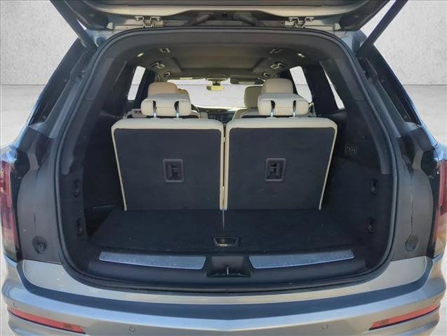 Used 2023 Cadillac XT6 Sport w/ Technology Package AWD/4WD image 24