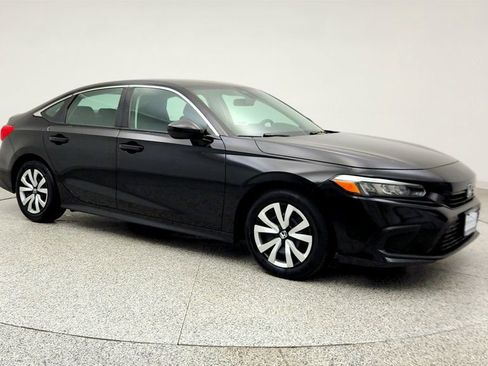 Used 2023 Honda Civic LX image 3