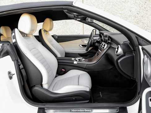 Used 2021 Mercedes-Benz C 300 Cabriolet image 36