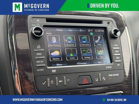 Used 2017 Buick Enclave Premium w/ Experience Buick Package image 9