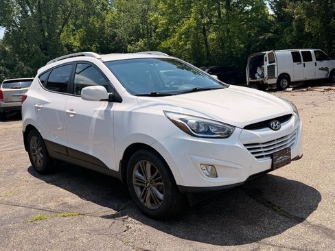 Used 2014 Hyundai Tucson SE FWD image 11