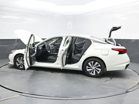 Used 2021 Nissan Altima 2.5 S FWD image 46