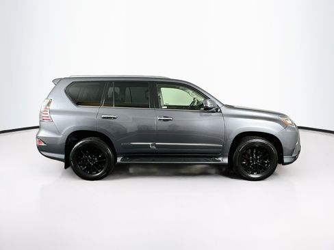 Used 2017 Lexus GX 460 Premium w/ Premium Package AWD/4WD image 10