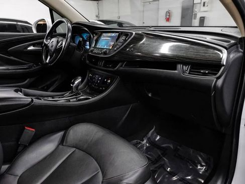 Used 2017 Buick Envision Essence FWD image 19