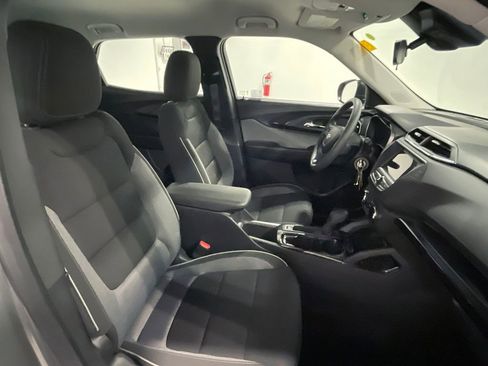 Used 2023 Chevrolet TrailBlazer LS FWD image 21