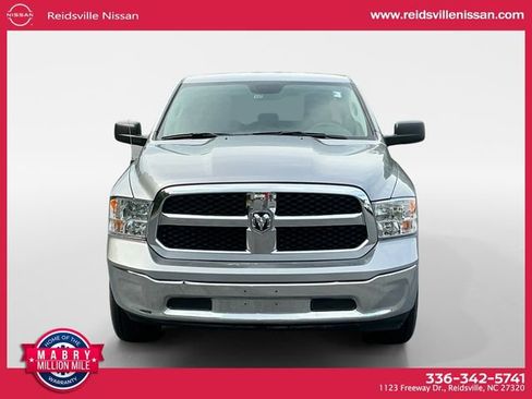 Used 2024 RAM 1500 Classic SLT AWD/4WD image 9