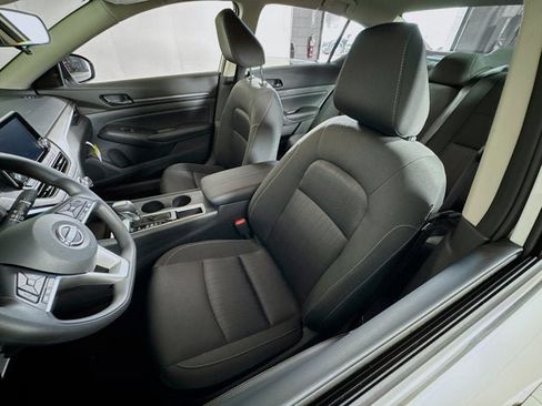 New 2026 Nissan Altima 2.5 SV FWD image 15