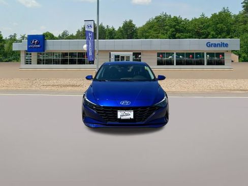 Used 2022 Hyundai Elantra SEL FWD image 4