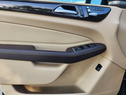 Used 2017 Mercedes-Benz GLE 350 image 22