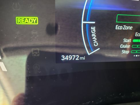 Used 2025 Toyota Camry LE FWD image 16