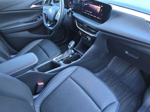 Used 2025 Buick Encore GX Sport Touring w/ Advanced Technology Package image 16