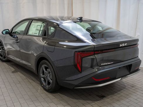 New 2025 Kia K4 LXS image 4