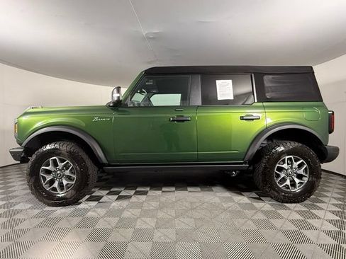 Used 2023 Ford Bronco Badlands AWD/4WD image 3
