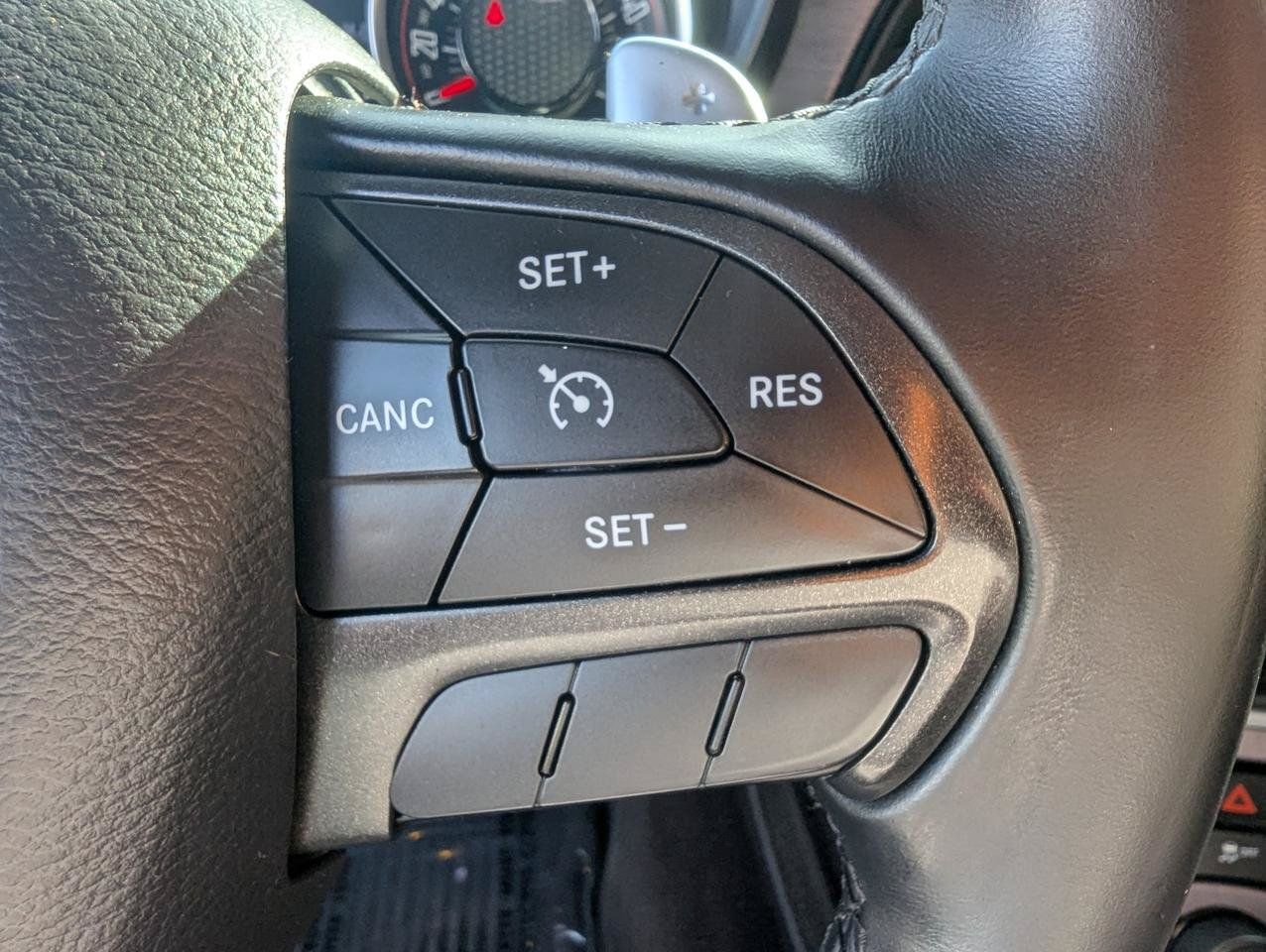 Used 2016 Dodge Challenger R/T Scat Pack RWD image 16