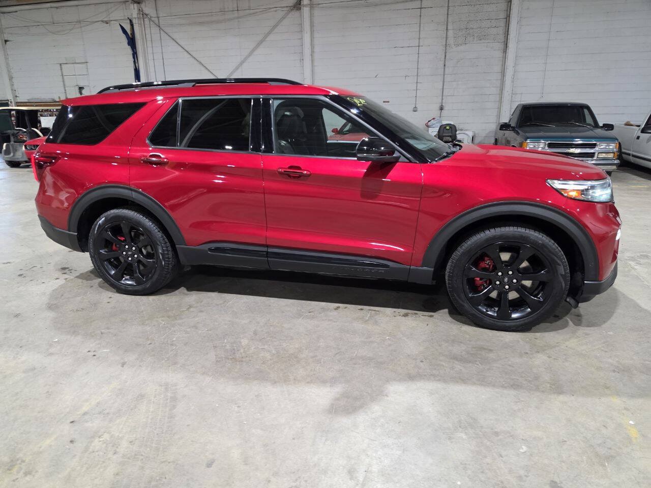 Used 2020 Ford Explorer ST w/ ST Street Pack AWD/4WD image 16