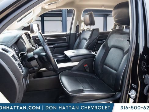 Used 2022 RAM 1500 Laramie AWD/4WD image 18