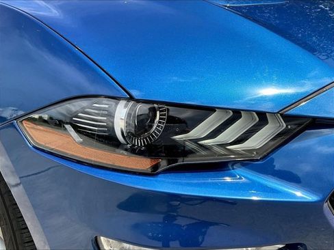 Used 2022 Ford Mustang GT Premium w/ Equipment Group 401A RWD image 27