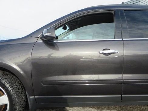 Used 2016 Chevrolet Traverse LT w/ Style and Technology Package image 29