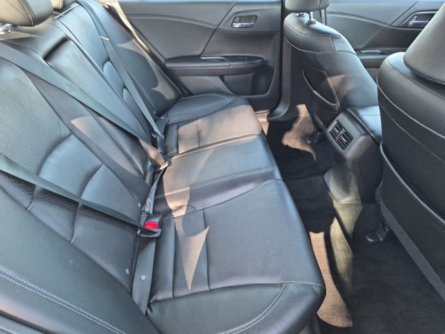 Used 2015 Honda Accord EX-L image 18