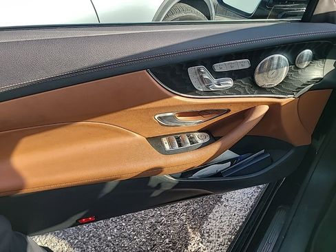 Used 2021 Mercedes-Benz E 450 Cabriolet image 15