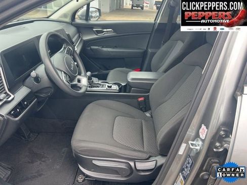 Used 2024 Kia Sportage LX image 11