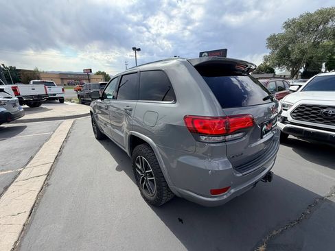 Used 2019 Jeep Grand Cherokee Trailhawk w/ Trailhawk Luxury Group AWD/4WD image 5
